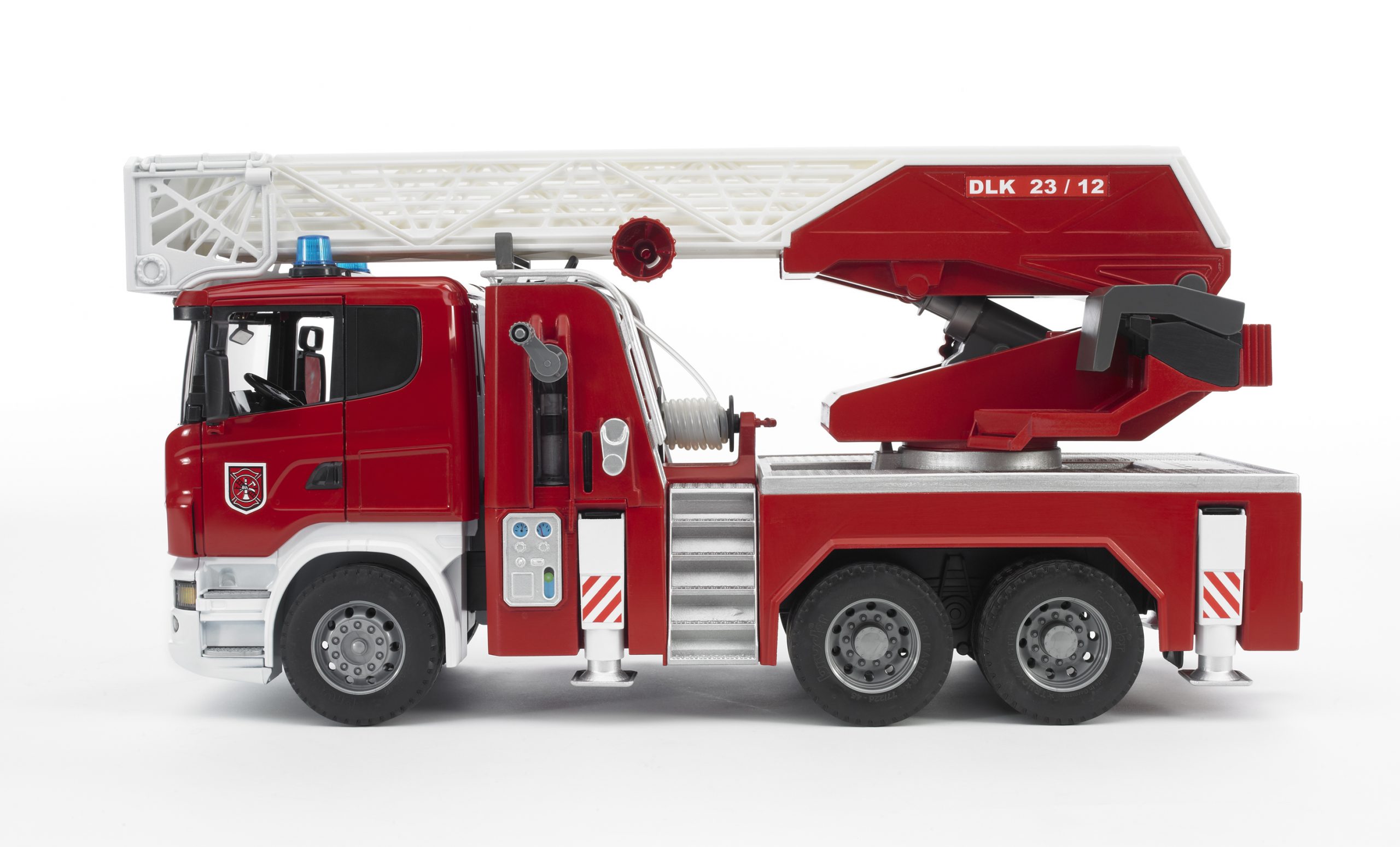 Camião dos Bombeiros Scania Bruder com Escada, Bomba de Água com módulo de luz e som!